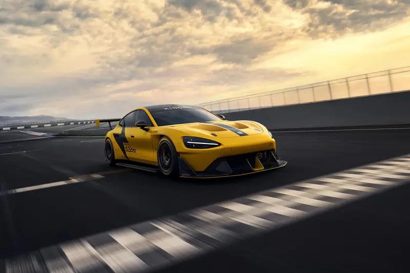 【小米SU7答网友问第五十一集：何时能看到小米SU7 Ultra实车？】日前，小