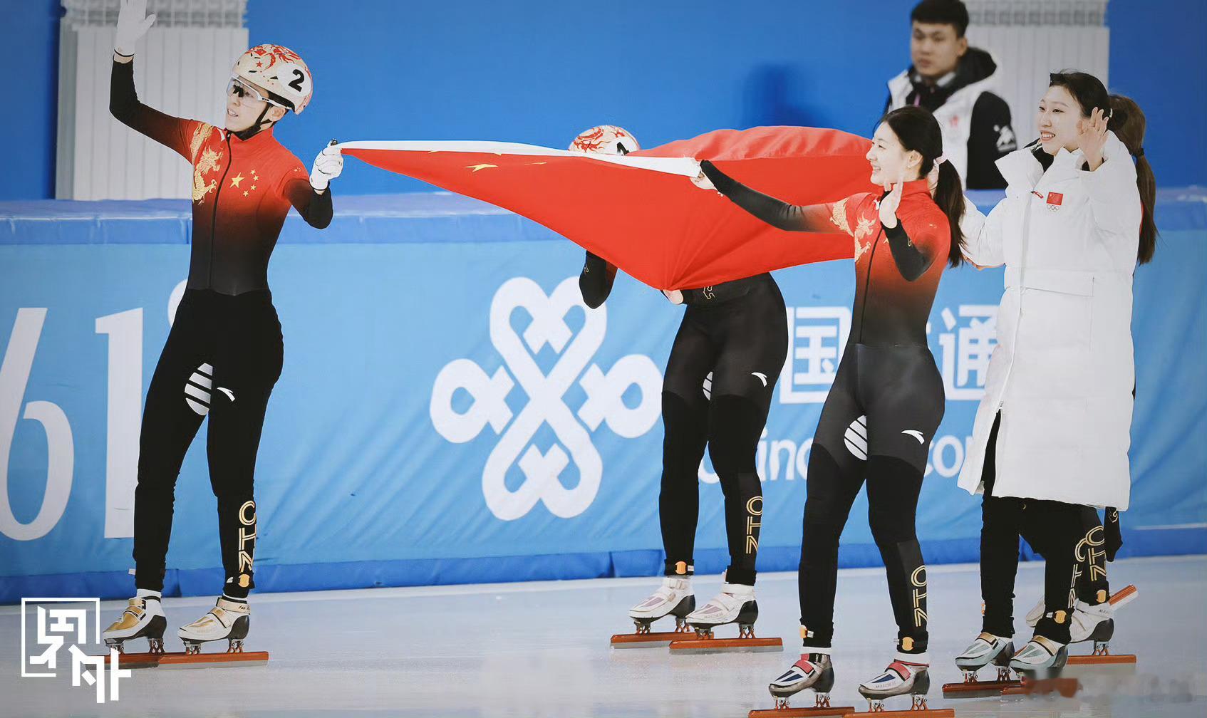 中国队短道速滑女子3000米接力金牌  亚冬会  恭喜中国短道女队，最刺激、观赏