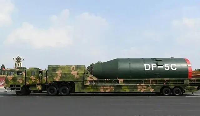 全球可“毁天灭地”的10款战略核打击武器1、中国东风5C液体洲际核导弹2、俄罗斯