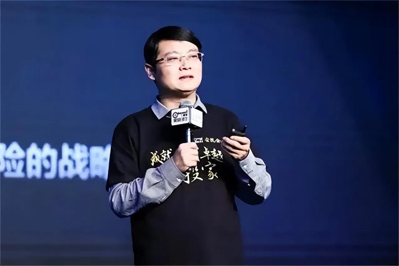 经济学家管清友说得太对了！他说：“过去这些年，贬值最大的不是货币，而是你的努力，