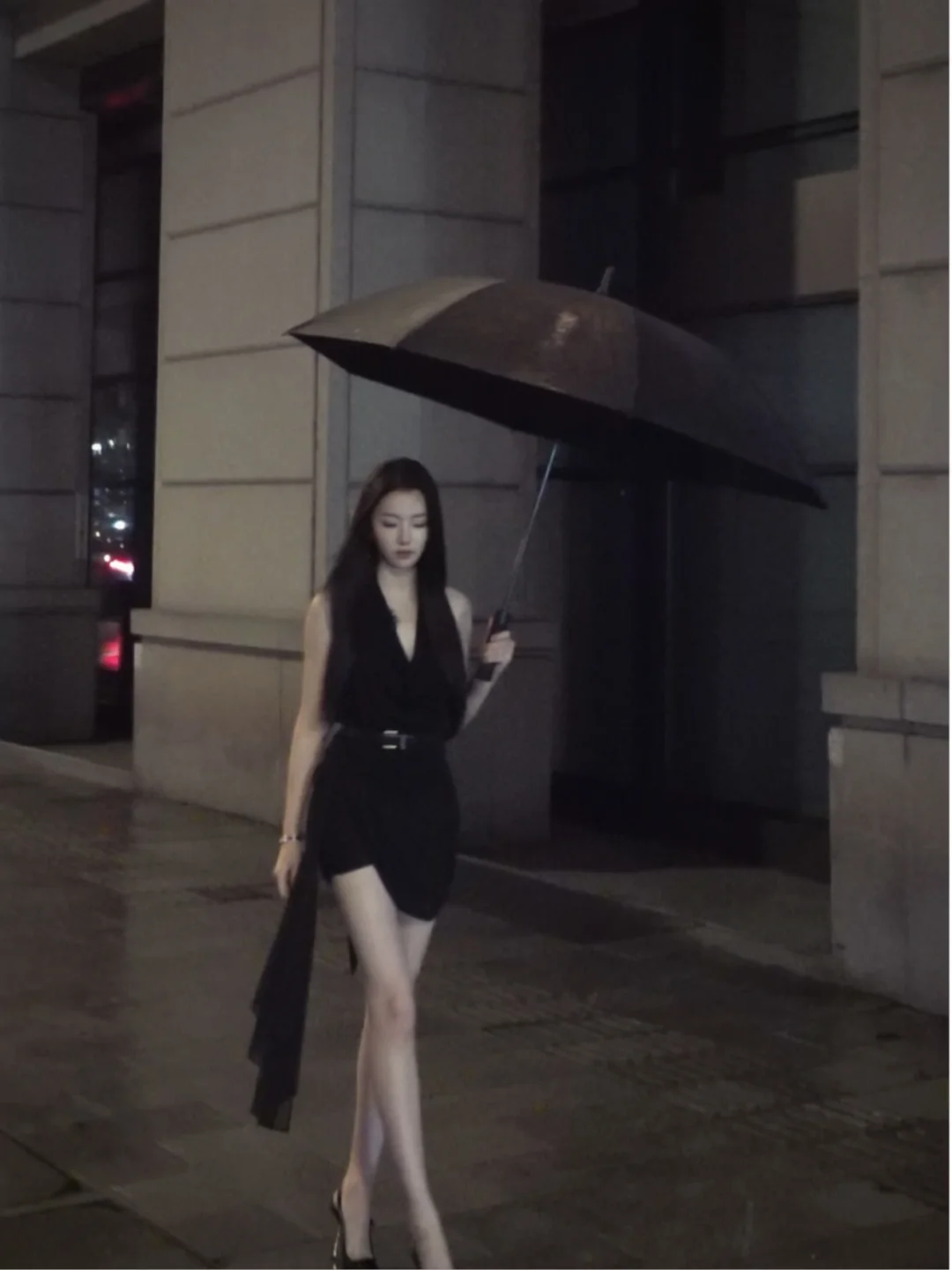 生锈的感情又逢落雨天
