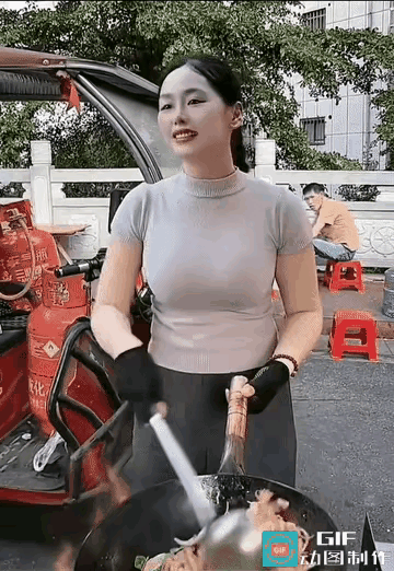 勤勤恳恳，
财富稳稳。
靠力气吃饭，
凭双手致富，
日子越忙越红火。
别等突如其