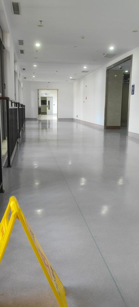 表嫂前几天体检，查出来肺结节，1.5厘米大的，老家医生觉得不太好，建议来上海检查