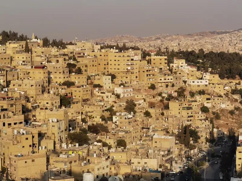 中东冲突炸穿东南亚能源底裤 中国的机会藏不住了

万万没想到！中东持续1个多月的