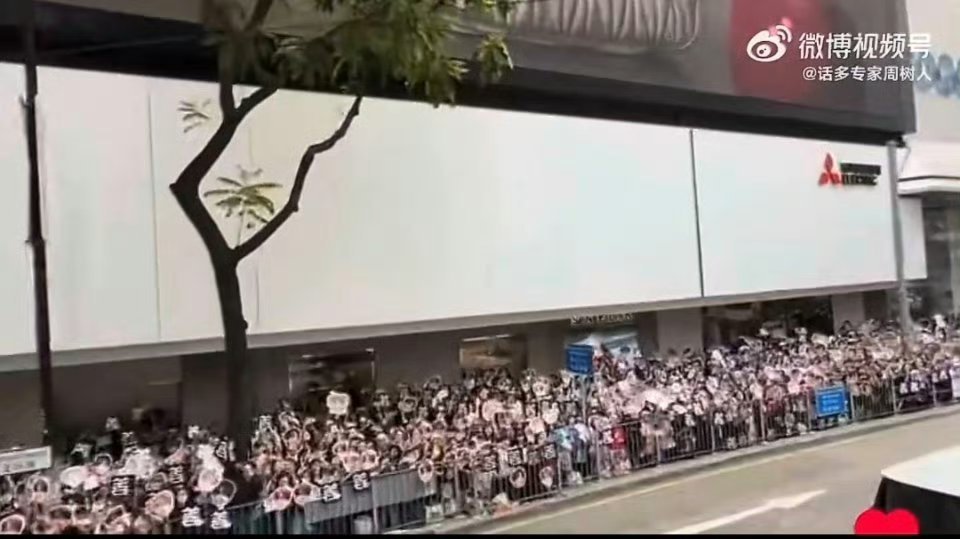 香港 姜涛湾谁懂 姜涛的人气我一直很震惊 