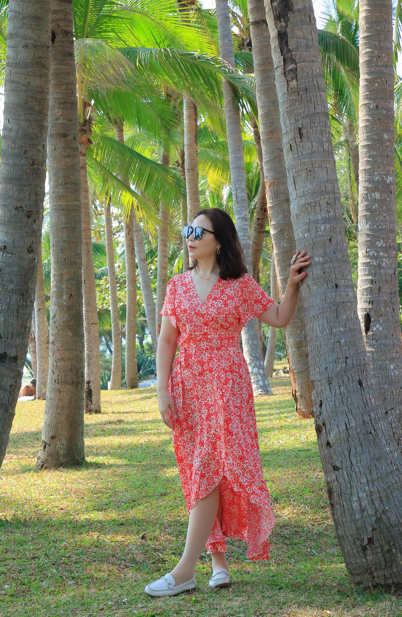 大冬天的，去海南，在海南的姑娘最好看。