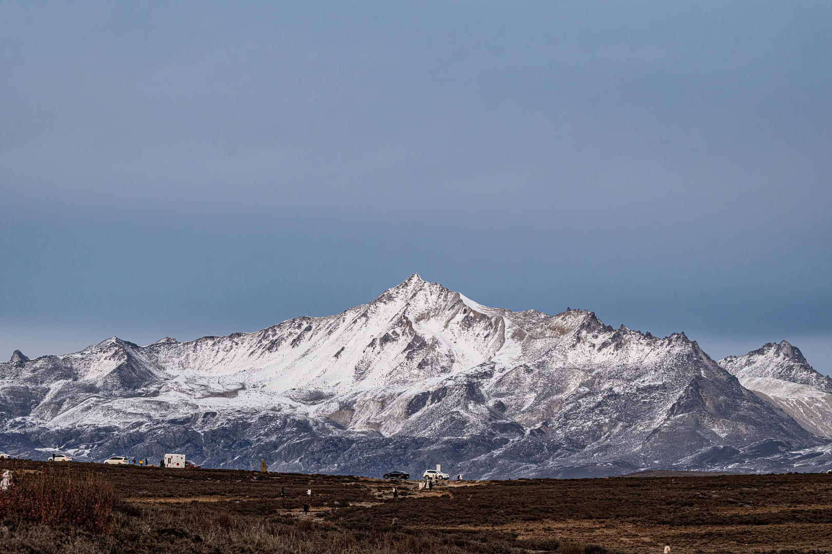 #康定回应贡嘎山区域哪些山峰开放#【网友咨询甘孜贡嘎山区域哪些山峰能向公众开放？