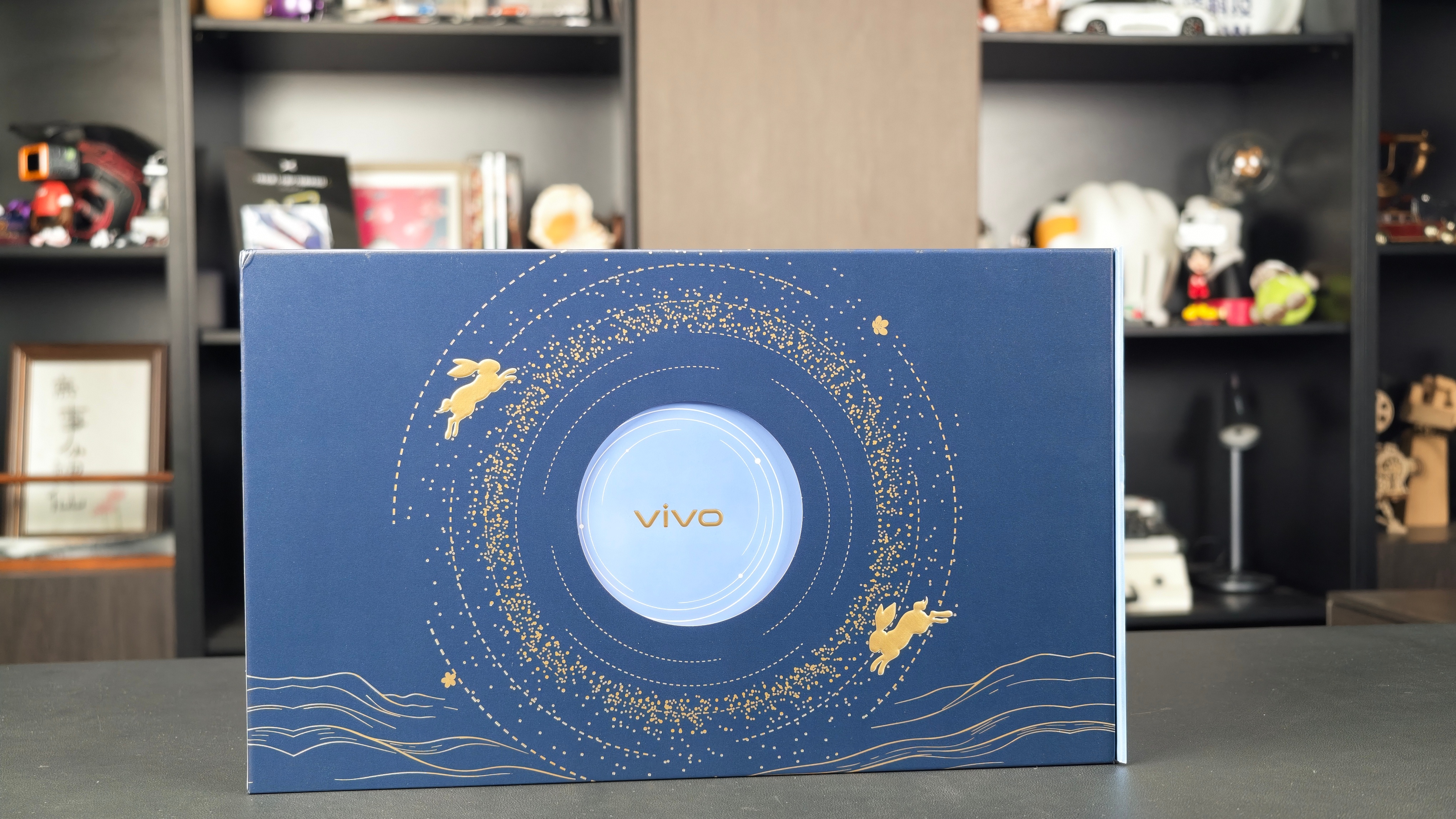 感谢vivo的中秋礼物，每年都很用心。这一套设备对创作者太实用了！中秋节 ​​​