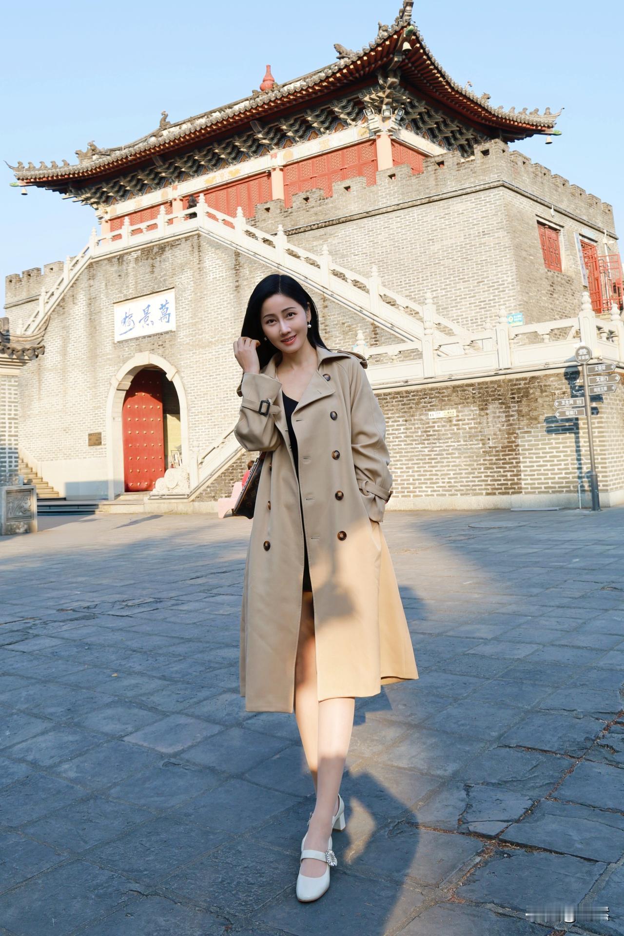 深圳有一座万景楼，我怀疑我来到的是假深圳……