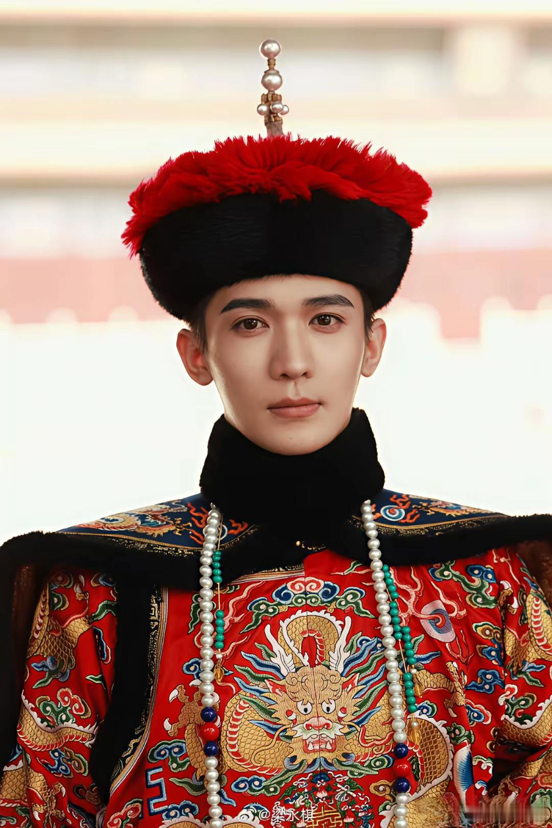 你还别说，于正选人还真是有几手!比如这个男演员梁永棋，光听名字只会让人联想到歌手