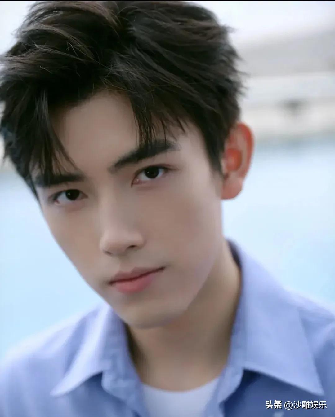 陈凯歌儿子，神操作！


3月1日凌晨，就在陈飞宇与綦美合的陈年旧瓜被再次翻炒冲