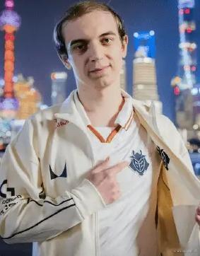Uzi进名人堂时争议那么大！为什么Caps进名人堂却没任何争议? LOL第三位名