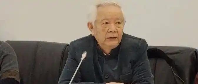 顾德希走了，他曾是北京四中的语文特级教师，也是国家公务员申论考试的五位奠基人之一