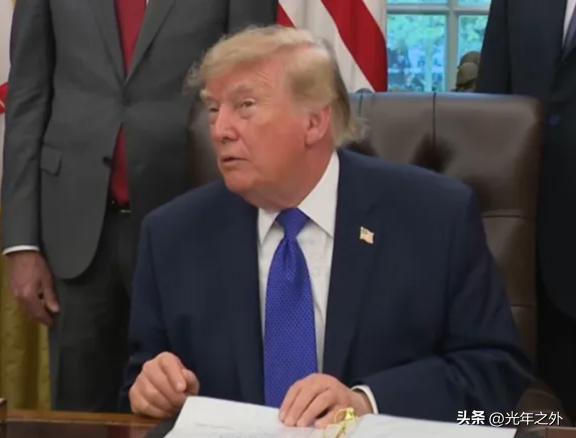 特朗普谈对伊开战：“我阻止了以色列被抹去”

9月29日，特朗普接受采访时为对伊