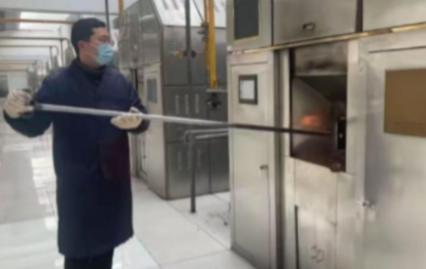 一位在火葬场奉献大半辈子的老者向我透露，多达 90%之人并不知晓，遗体火化后，和