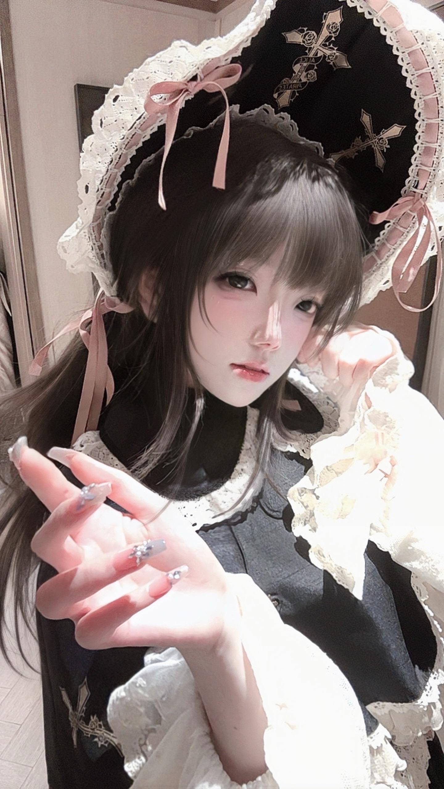 虽然我做过很多对不起人的事 但是我都原谅自己了