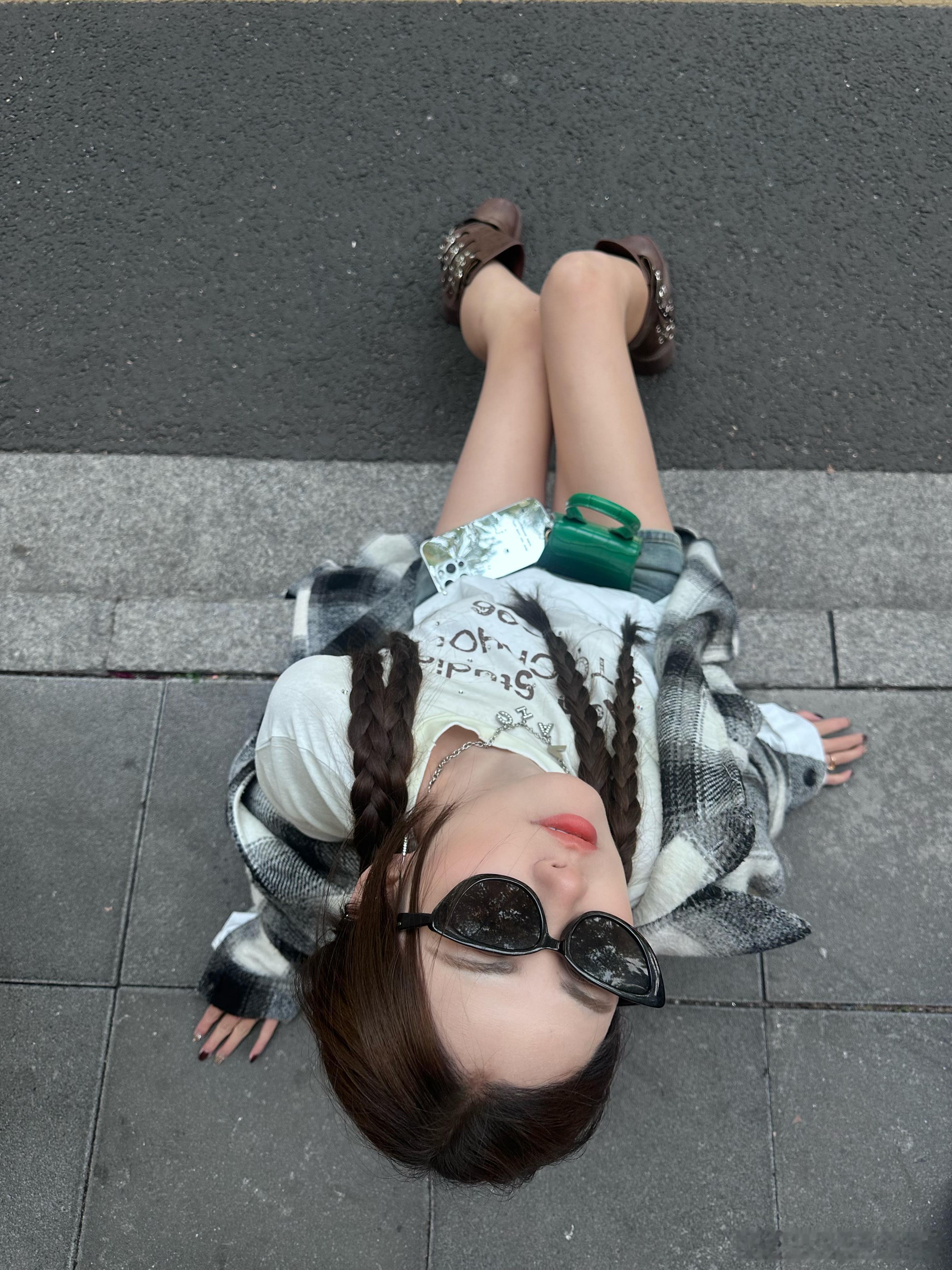 你们好 我出门了 