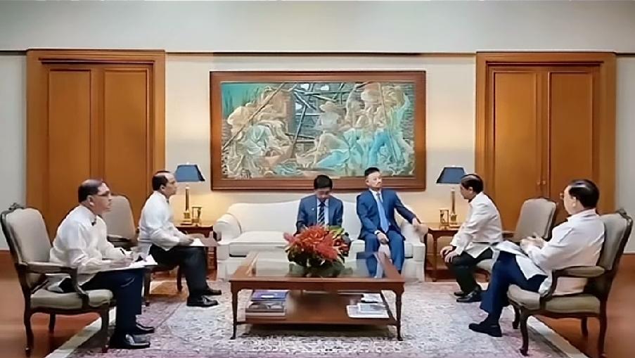 上邦之国，理应上座啊！
嫌恭有礼而不失威仪，棒！