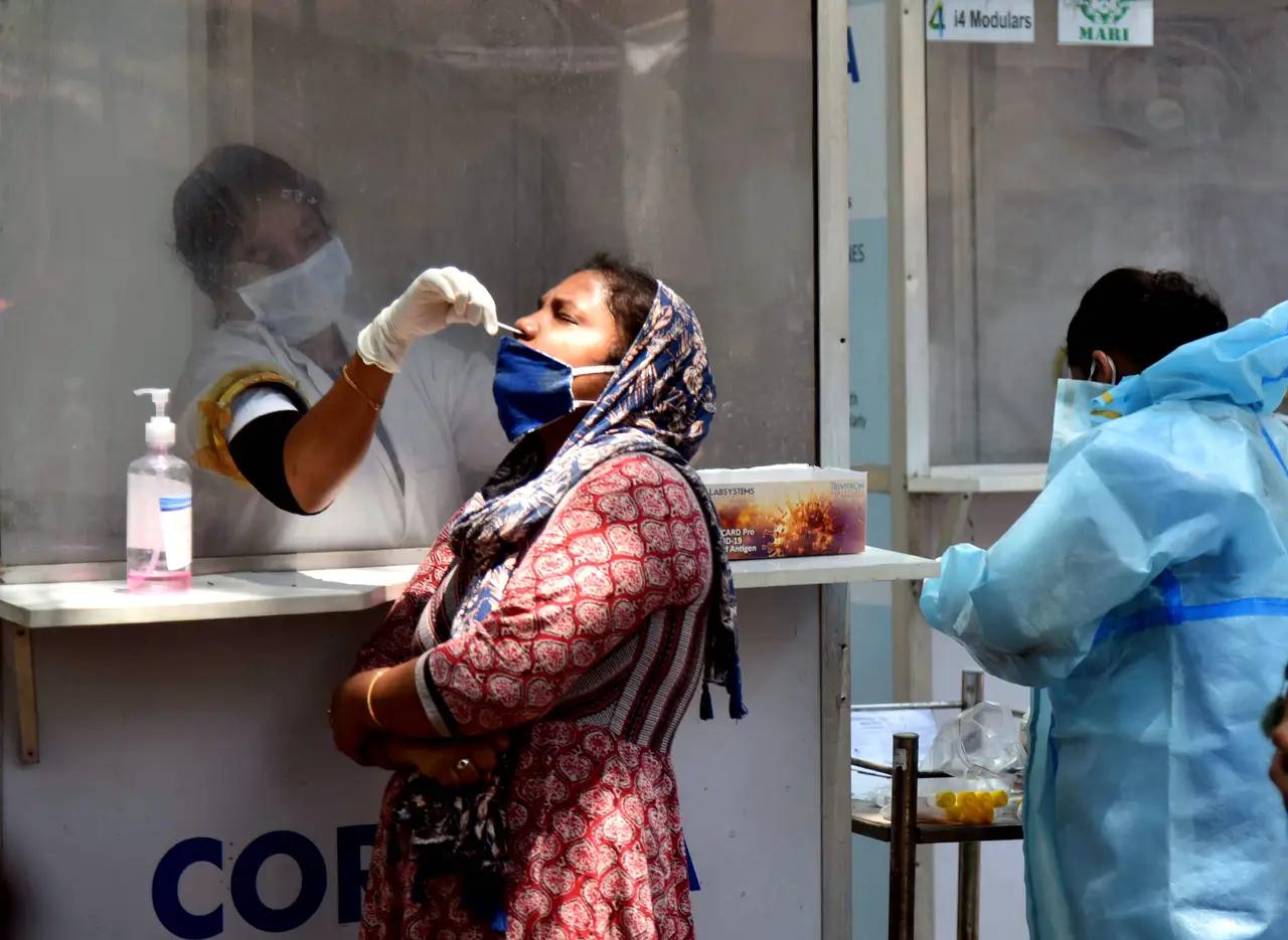 邻国印度爆发尼帕病毒疫情，据说死亡率在40%一75%。这消息来的有点突然。   