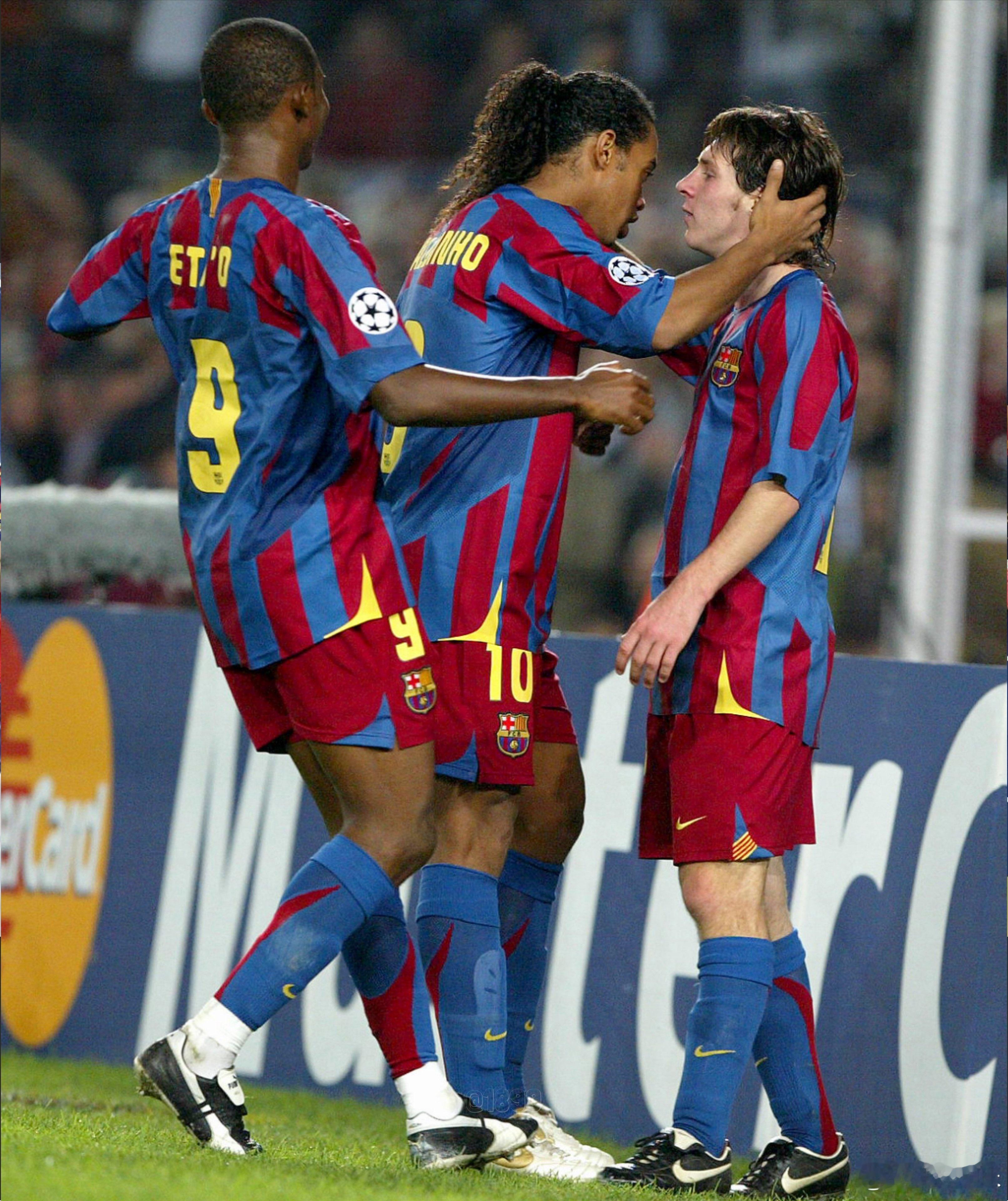 2005. 