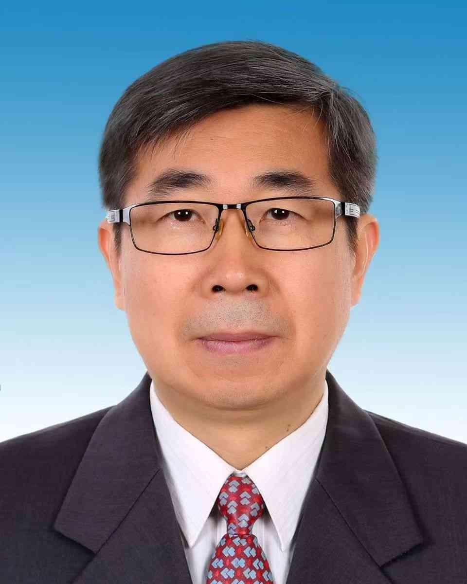 虽然国务院副秘书长和农业农村部副部长都是副部级，也都是国务院部委的领导，但江文胜