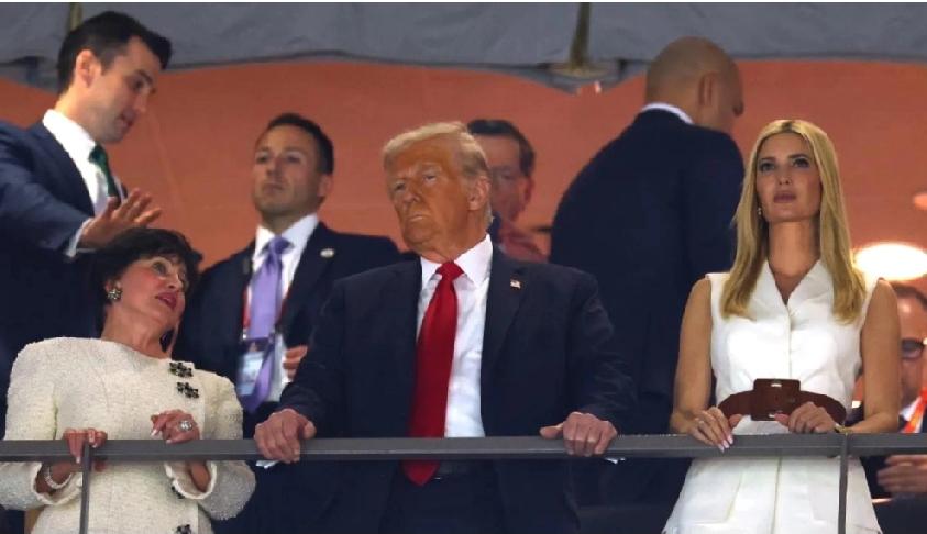 伊朗打不打仗谁说了算？我不知道。但我知道东方大国和俄罗斯目前都还没有官宣撤侨。这