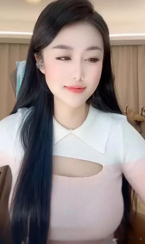 冷知识:
男生真的会和不喜欢的人
在一起很久很久
来填补他的至窗期
直到他遇到喜