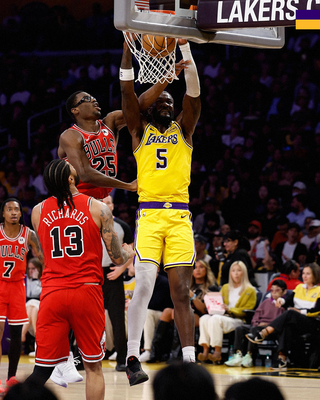 公牛vs湖人 | 第三节🔚湖人1️⃣0️⃣8️⃣ - 9️⃣8️⃣公牛湖人国度