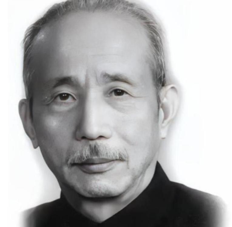 1937年，地主王学文发现一20岁女兵躺在家门口，见四下无人，他一下将女兵扛到了