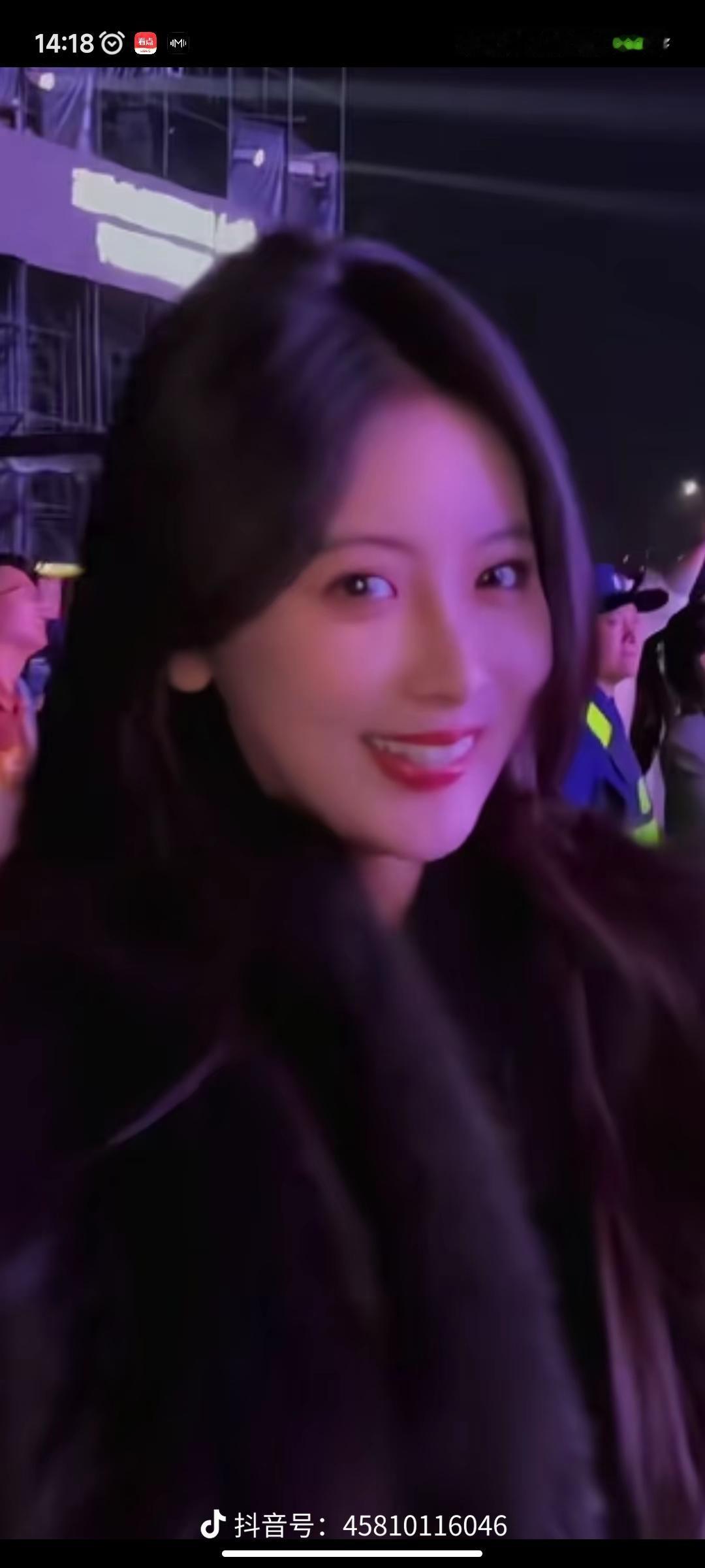 男女相处，很多时候绕不开现实的一面。

男人想找你，可能只是身体上的需要；女人想