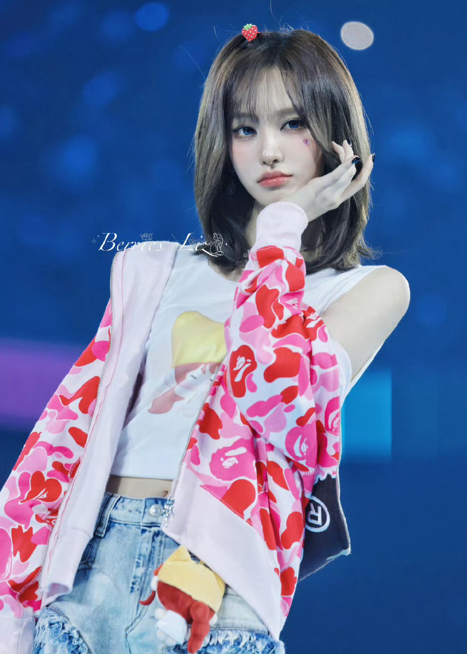 Liz被质疑唱功，回应用一个视频批判到现在为止积累的努力和实力的行为是不好的 