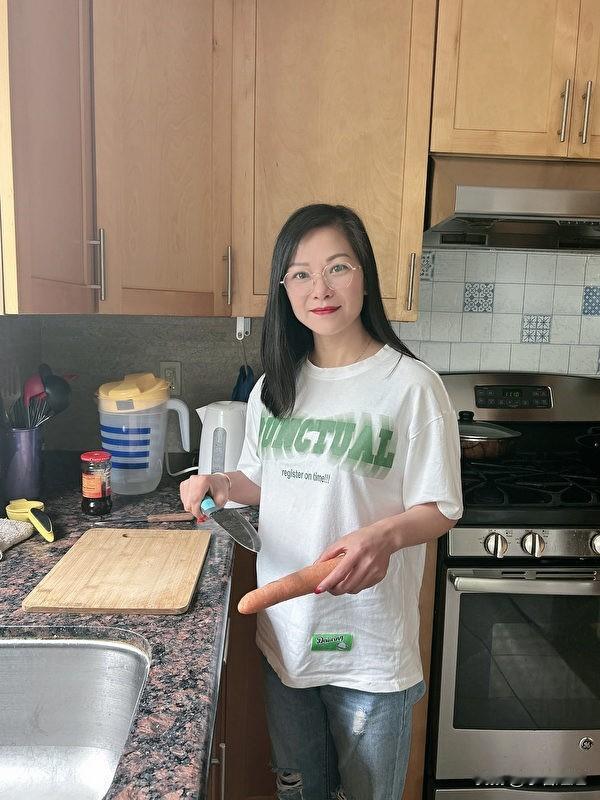 汐颜接下来恐怕真要"打道回府"了！
不是网友瞎猜，而是三个现实正把她往回推。
