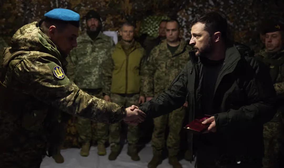 泽连斯基亮剑：乌克兰远程打击能力升级，俄罗斯石油产业吃不消了！
 
朋友们，今天