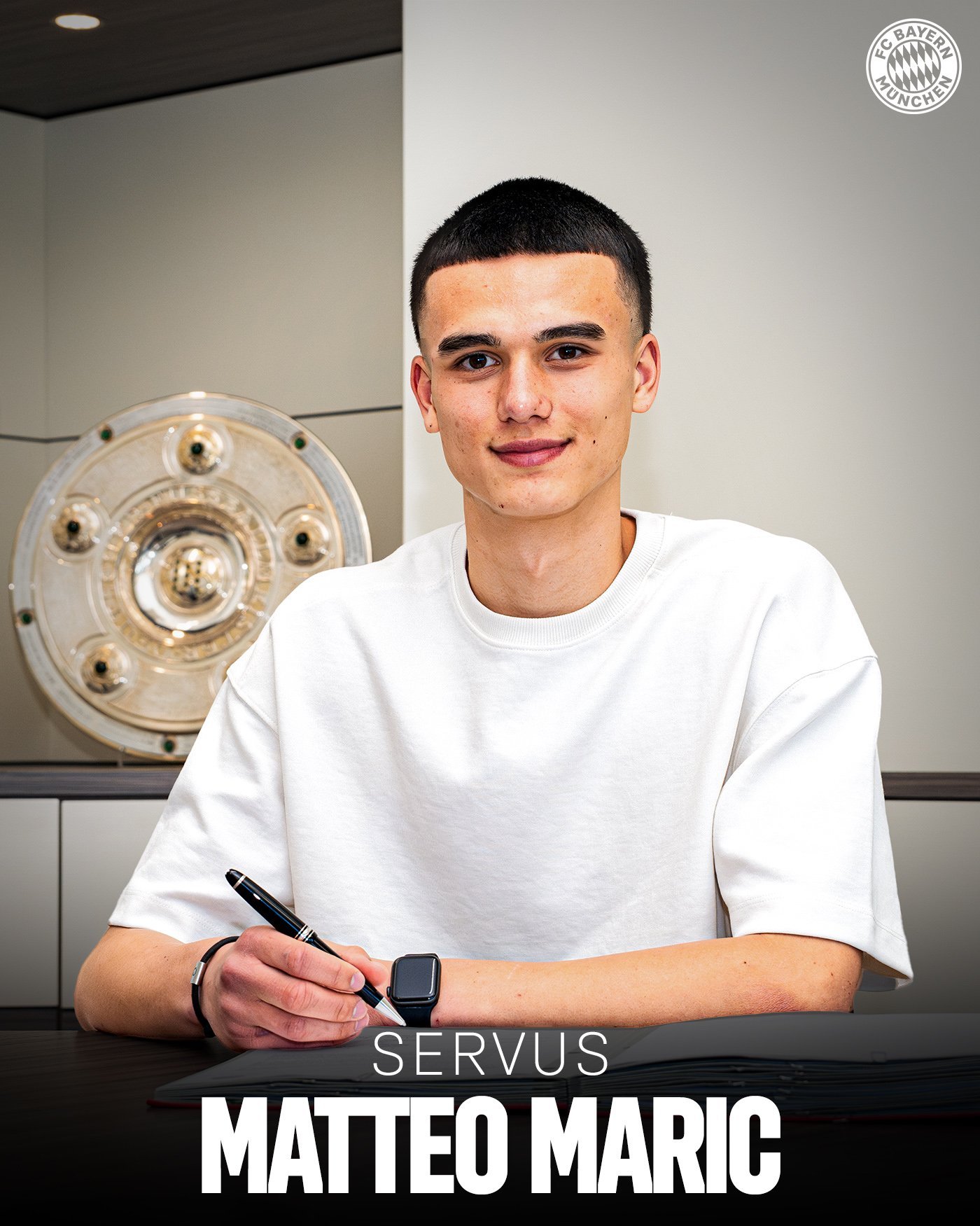 官方：拜仁与萨尔茨堡的奥地利青年国脚Matteo Marić （16岁）签订了青