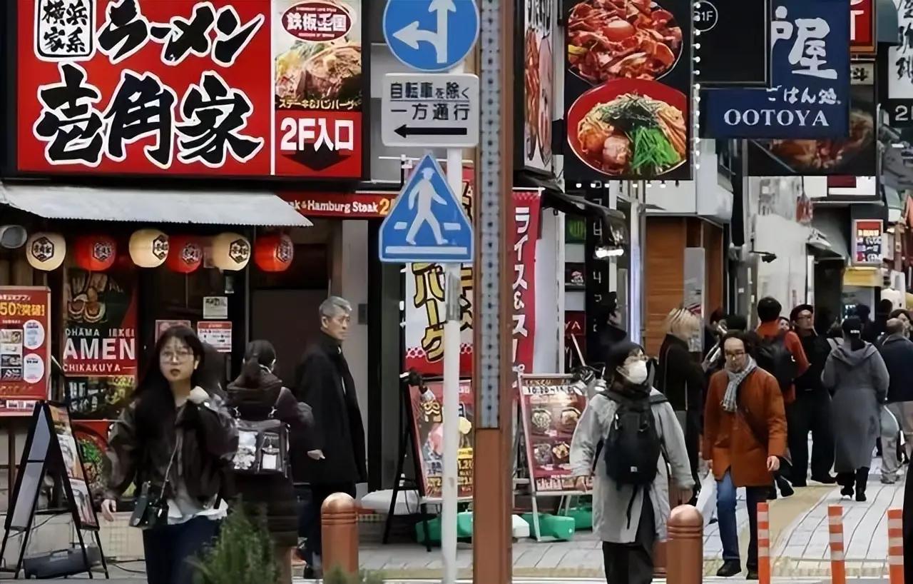 日本现在相当于我国二线城市。
这话，是不是觉得有点离谱？想夸咱们国家好，也不至于