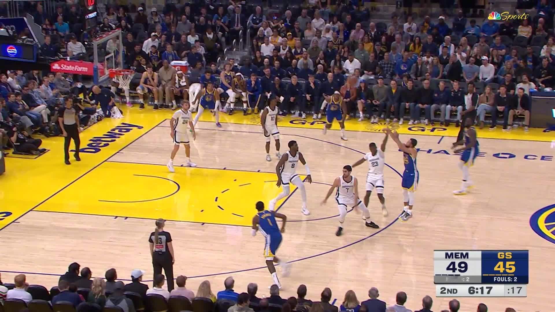 库里三分球进！灰熊vs勇士 ​​​