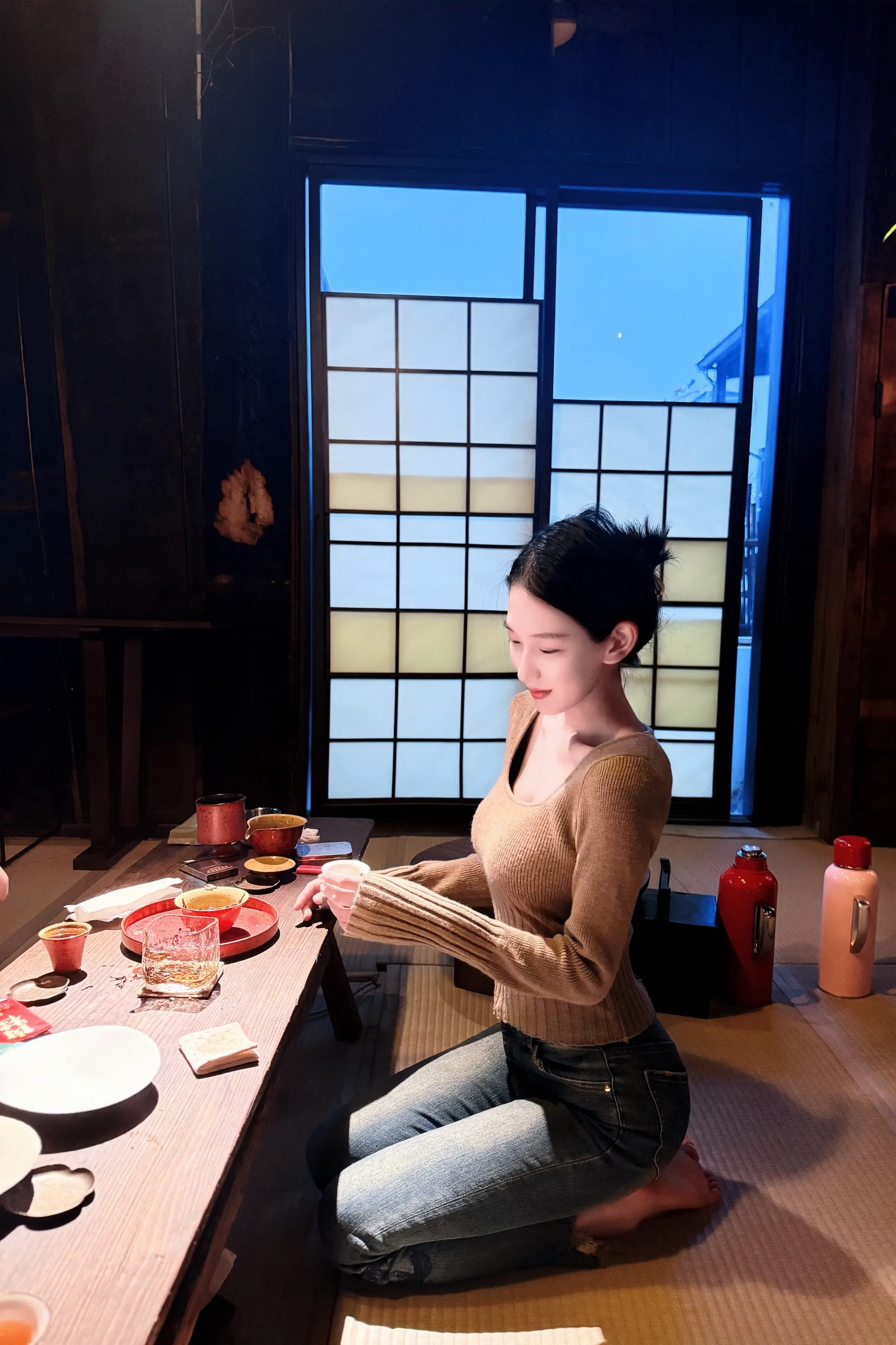 漂亮的女人不发脾气 只发财