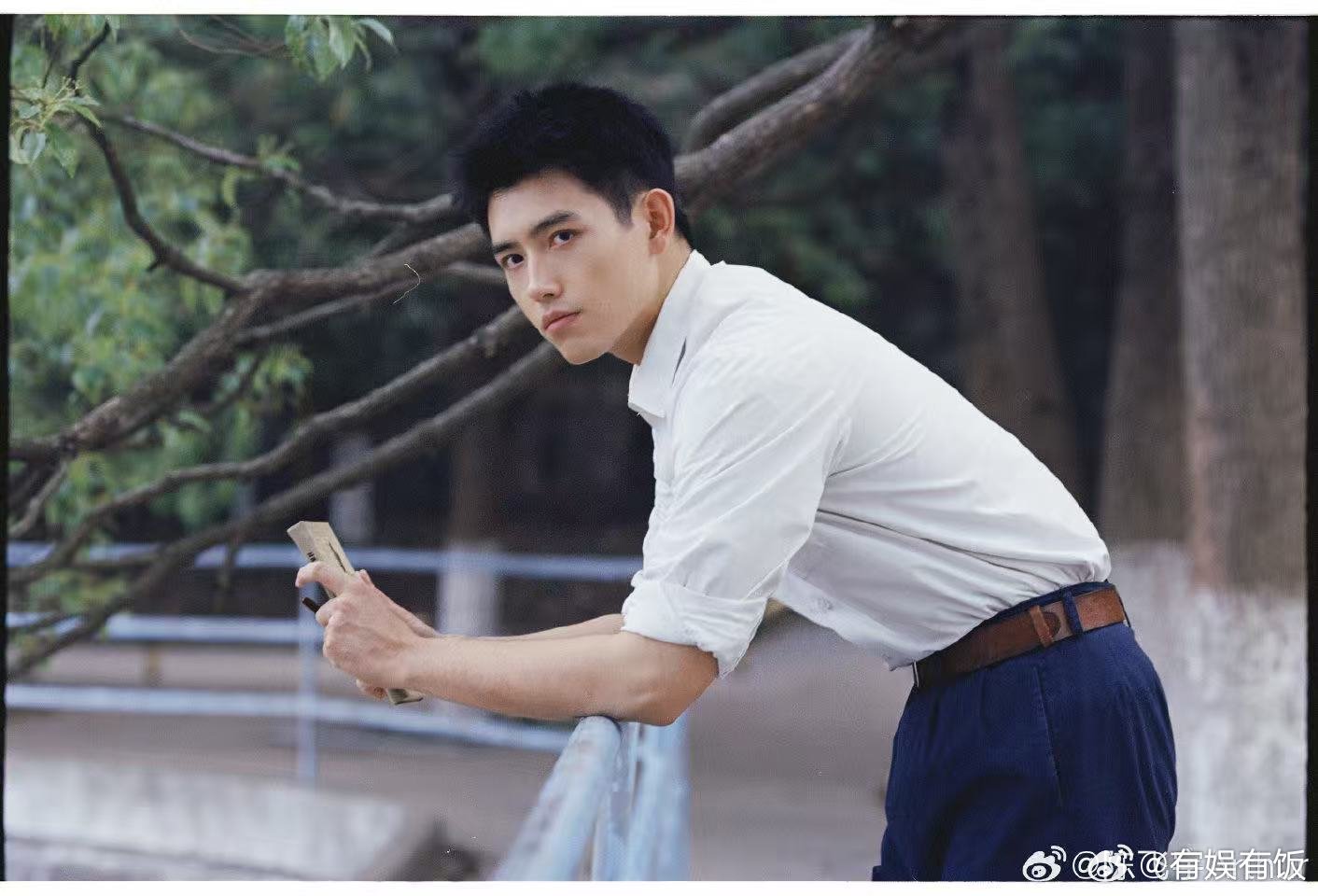 陈飞宇回到那个纯粹的夏天陈飞宇回到纯真年代陈飞宇回到那个纯粹的夏天，回到纯真年代