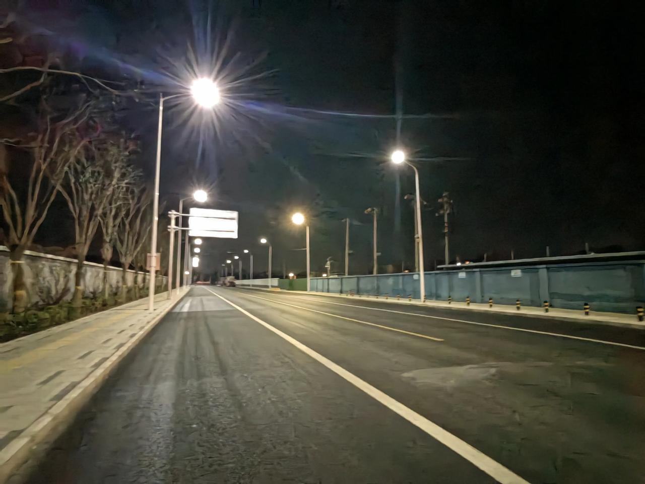 睡眠😴好，跑起来就轻松，没睡好，跑的就很累。该换双鞋子了，硌得脚疼。