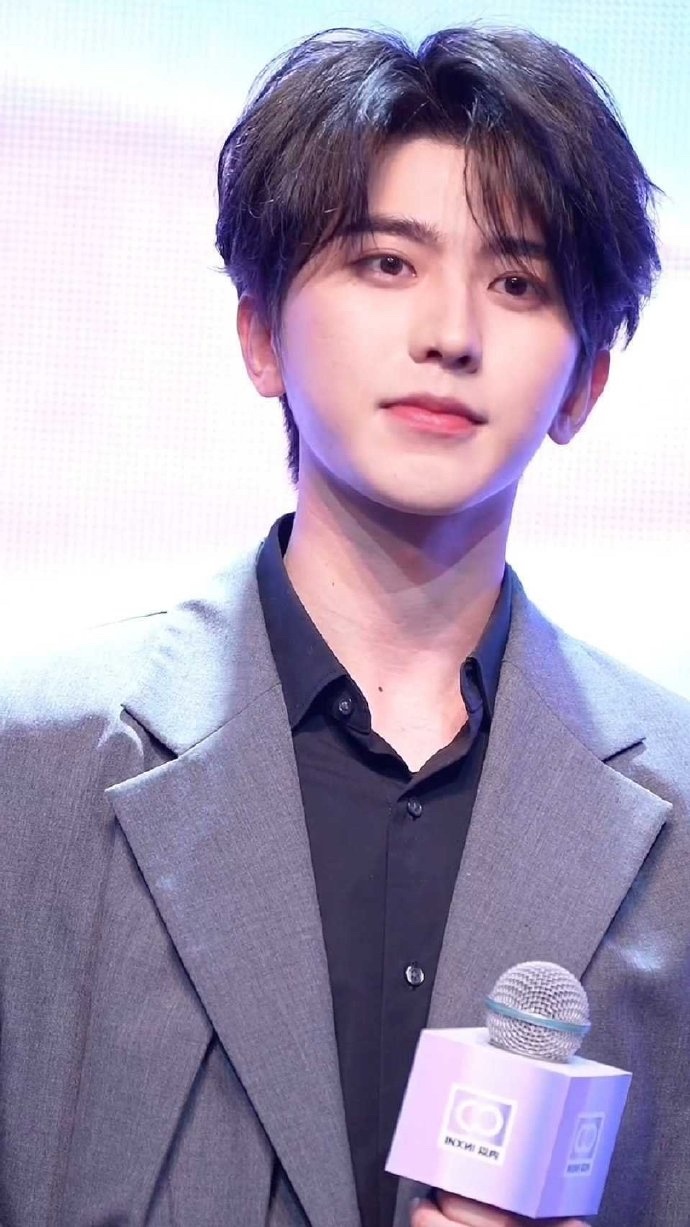 蔡徐坤赔偿款将通过公益项目捐出支持蔡徐坤维权，正义虽迟但到！！ 蔡徐坤胜诉后将本