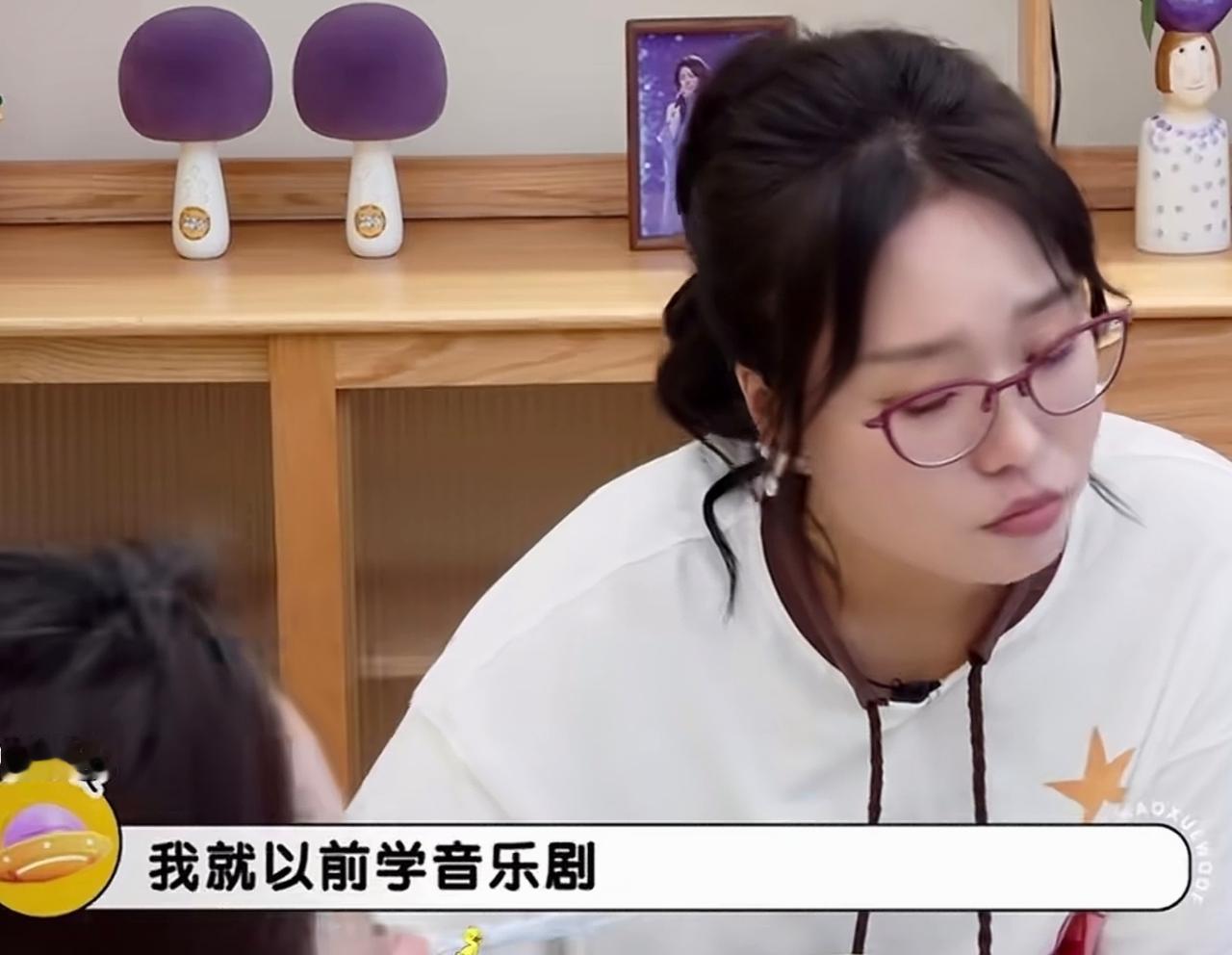 刘学义:“我就以前学音乐剧，北京舞蹈学院附属中舞蹈学校，然后到了中央戏剧学院，我