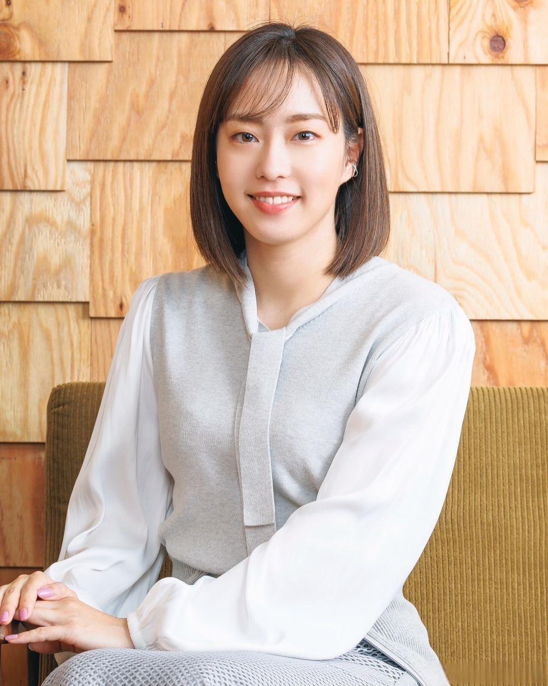 一张合影，让她"被结婚"了。一段采访，让她"被恋爱"了。 日本媒体对石川佳纯的感
