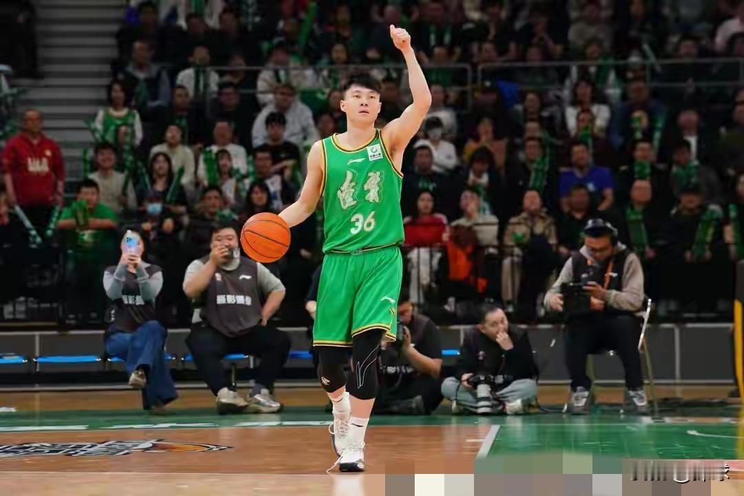 最后时刻上手帝也是迷之选择！
       在辽宁队与青岛队比赛第二个加时的最后