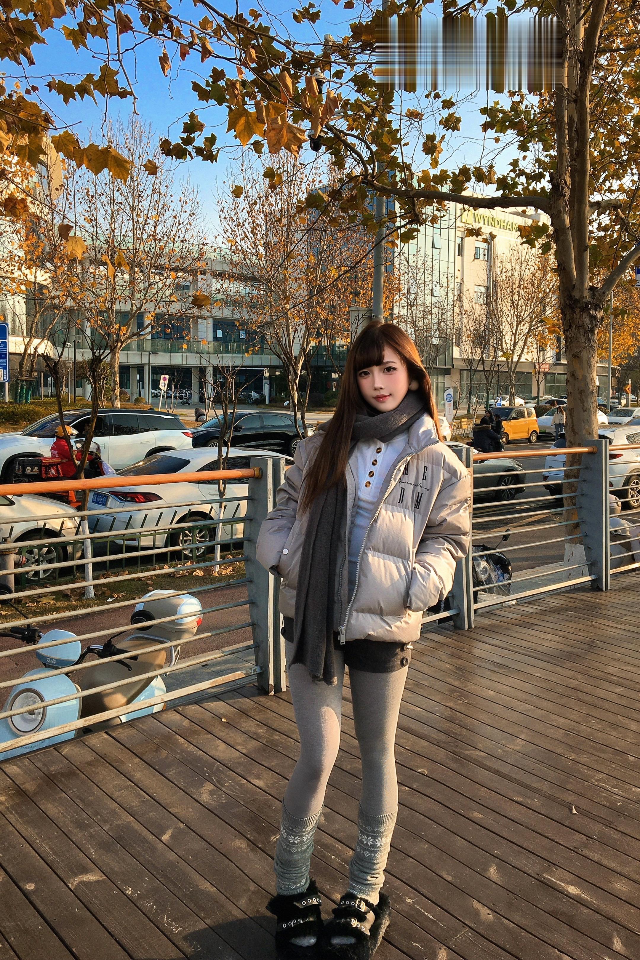 你纵容我的算计 接纳我的阴暗 还把我的卑鄙当成可爱 谢谢你