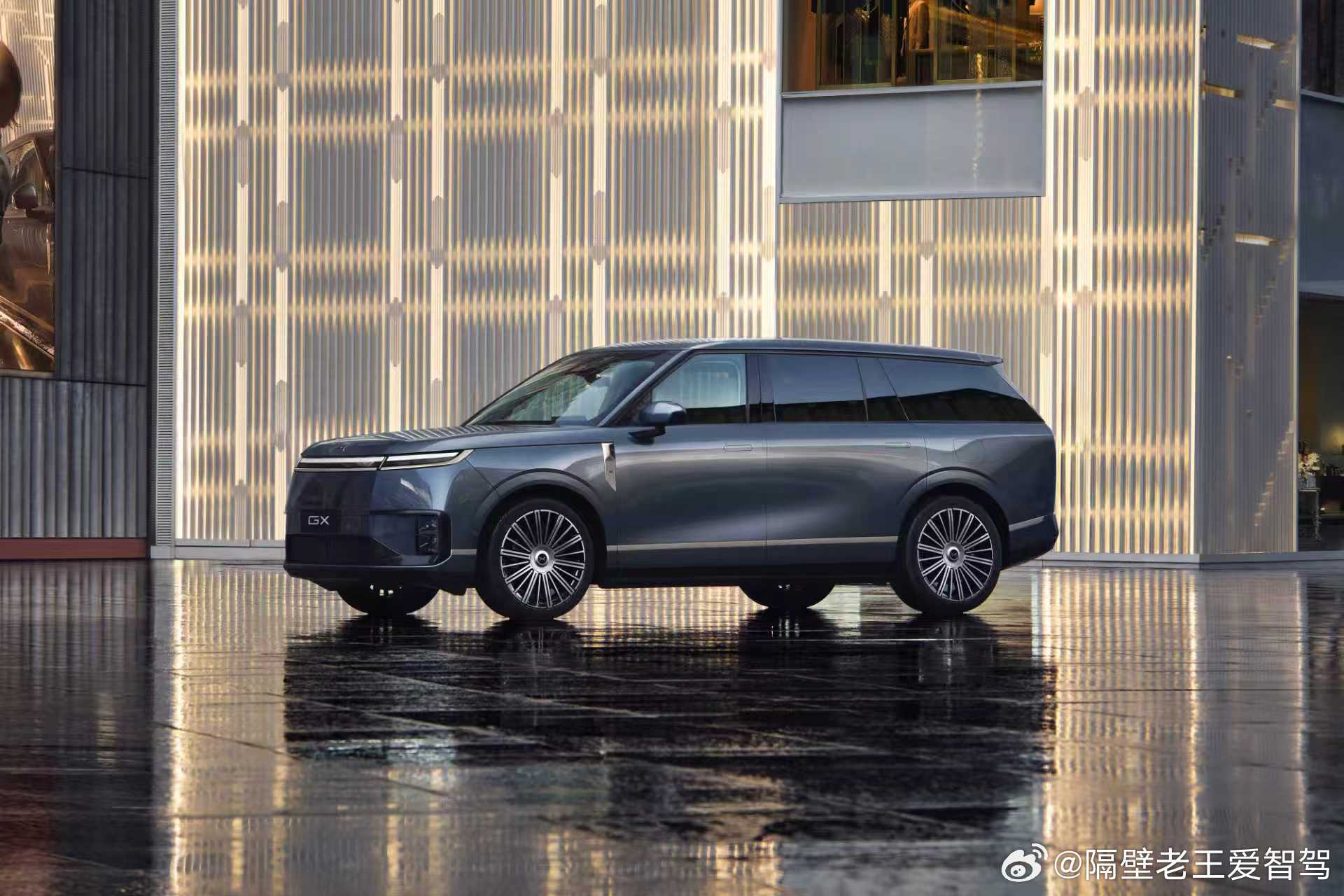 大师兄刚刚预告了小鹏2026年首款全新车型——小鹏GX。这是一台面向物理AI时代