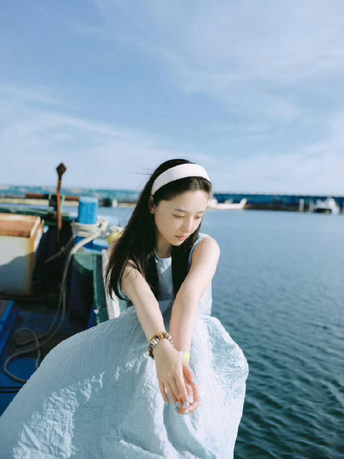 用吴倩第一视角撕开张雨剑宠妻假面目2026年6月，吴倩与张雨剑因多次被偶遇带娃同