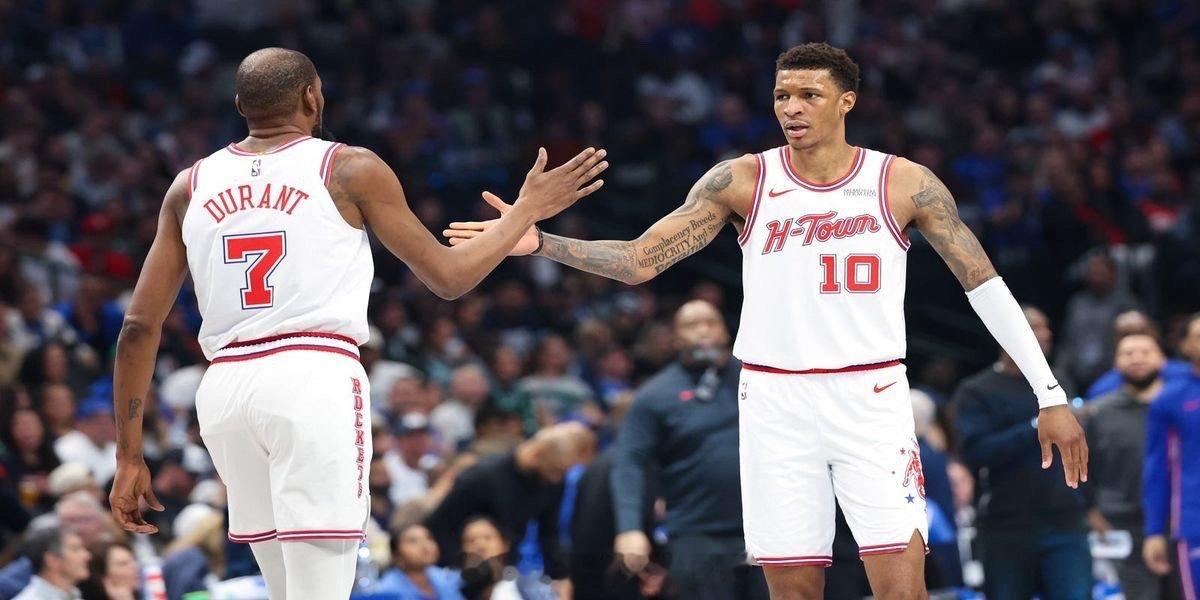 明日vs湖人，火箭队将身穿城市版球衣，这套球衣本赛季6胜6负。湖人vs火箭休斯顿