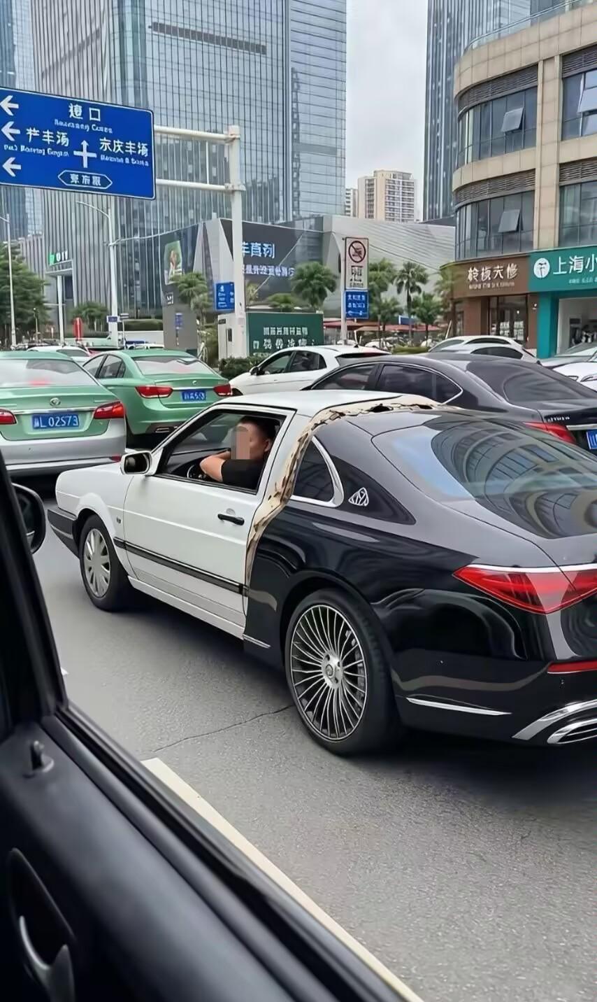 大哥，你这“奔桑”车不错呀！[捂脸]