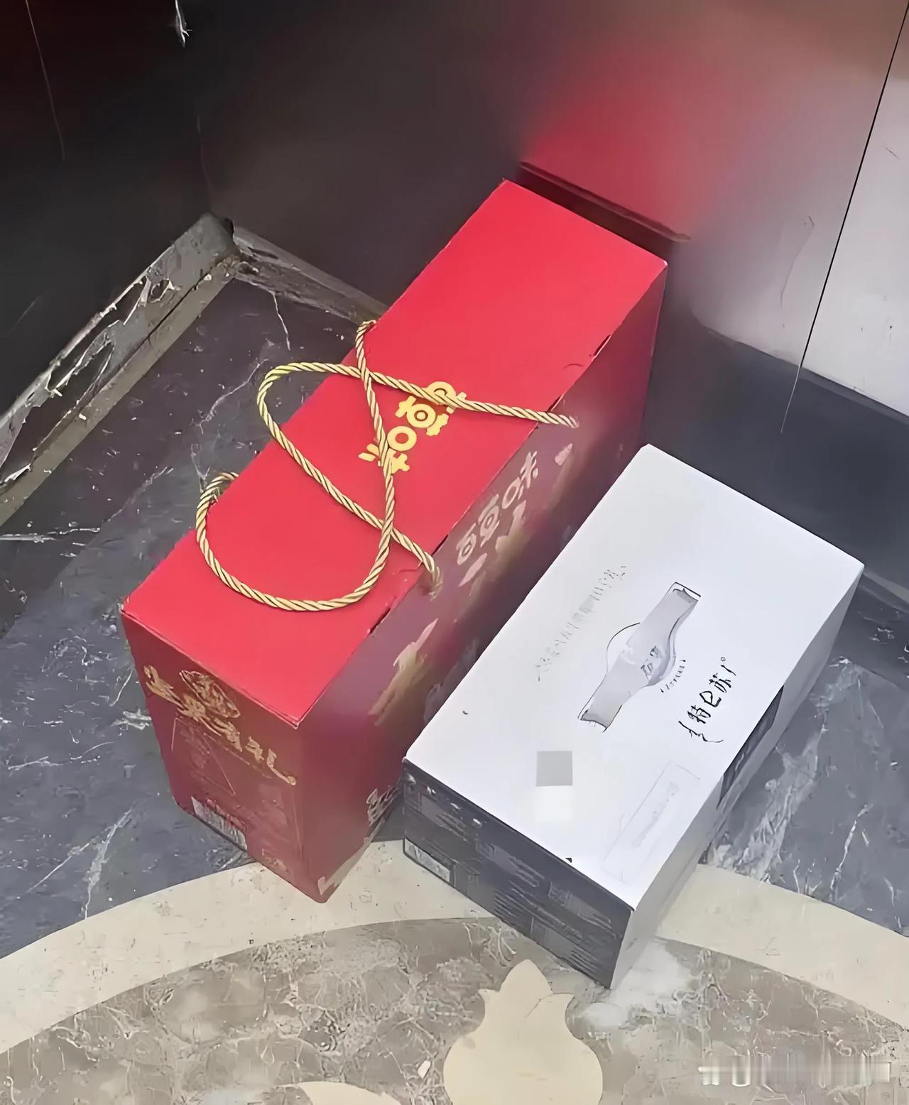 婆婆来了，买了好吃的给孙子。每次我都叫她不买东西，婆婆就是不听。咋办呀！