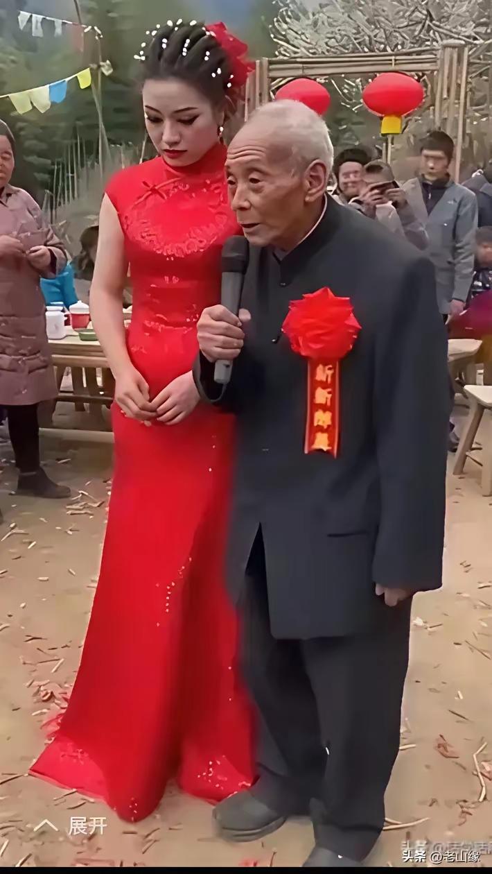 被老牛吃嫩草的婚姻结🈴幸福不幸福不能一概而论的，这是我个人观点供参考！
   